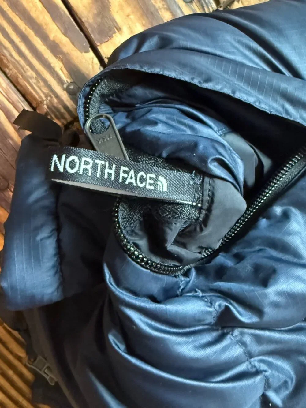 North Face Vest Womens XL 700 Down Nuptse Retro Puffer Hooded Insulated Two-Tone - Picture 7 of 14